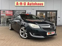 Grün Gebraucht 2015 Opel Insignia OPC Kombi | 10.950 € (Fairer Preis)