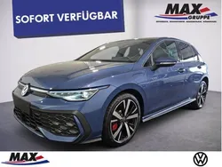 Anemonenblau metallic / schwar Gebraucht 2025 VW Golf VIII GTE Limousine | 44.279 € (Guter Preis)