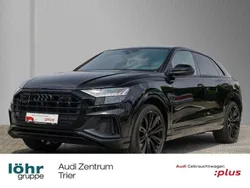 Mythosschwarz metallic Gebraucht 2022 Audi Q8 Ambiente SUV | 76.980 € (Etwas zu teuer)