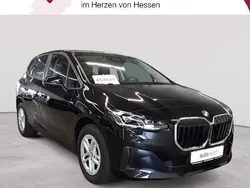 Saphirschwarz metallic Gebraucht 2022 BMW 218 Active Tourer Performance Van / Kleinbus | 28.890 € (Fairer Preis)
