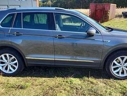 Grau Gebraucht 2017 VW Tiguan Highline SUV | 21.000 € (Guter Preis)