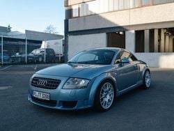 Silber Gebraucht 2004 Audi TT Coupé | 16.750 €