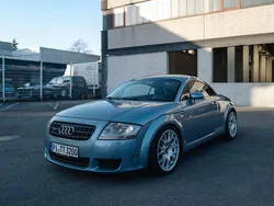 Silber Gebraucht 2004 Audi TT Coupé | 16.750 €