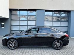 Nachtschwarz unilack Gebraucht 2020 Mercedes A250 AMG line Limousine | 24.890 € (Fairer Preis)