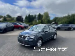 Blau Neu 2025 Seat Arona SUV | 24.633 € (Guter Preis)