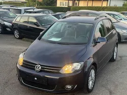 Blau Gebraucht 2013 VW Golf VII Life Limousine | 6.999 € (Superpreis)