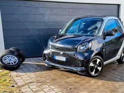 Schwarz Gebraucht 2020 Smart ForTwo Electric Drive Passion Cabrio | 8.990 € (Superpreis)
