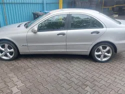Silber Gebraucht 2004 Mercedes C200 Classic Limousine | 1.700 € (Superpreis)