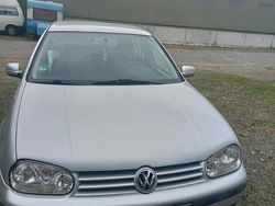 Silber Gebraucht 2000 VW Golf IV Kleinwagen | 1.590 € (Fairer Preis)