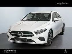 Weiß Gebraucht 2024 Mercedes A250 Progressive Kleinwagen | 32.225 € (Fairer Preis)