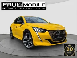 Gelb Gebraucht 2022 Peugeot e-208 GT Kleinwagen | 13.894 € (Guter Preis)
