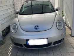 Silber Gebraucht 2010 VW Beetle Freestyle Cabrio | 9.000 €