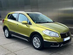 Grün Gebraucht 2013 Suzuki SX4 S-Cross SUV | 9.970 € (Fairer Preis)