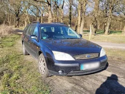 Schwarz Gebraucht 2002 Ford Mondeo Kombi | 1.100 € (Teuer)