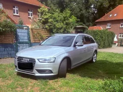Silber Gebraucht 2012 Audi A4 Ambition Kombi | 7.900 € (Guter Preis)
