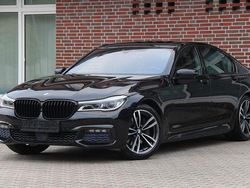 Black sapphire metallic Gebraucht 2017 BMW 730 M Sport Limousine | 23.800 € (Teuer)
