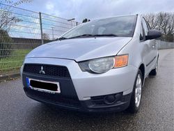 Silber Gebraucht 2009 Mitsubishi Colt Inform Limousine | 2.700 € (Fairer Preis)