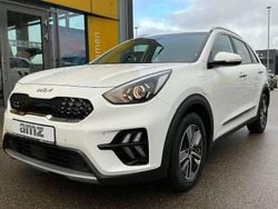 (ud) schneeweiss Gebraucht 2021 Kia Niro Vision SUV | 18.990 € (Guter Preis)