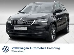 Blackmagic perleffekt (metallic) Gebraucht 2020 Skoda Karoq Drive SUV | 25.950 € (Fairer Preis)