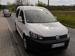 Weiß Gebraucht 2013 VW Caddy Van / Kleinbus | 4.500 € (Guter Preis)
