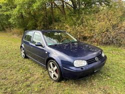 Blau Gebraucht 2003 VW Golf IV Limousine | 2.499 € (Guter Preis)
