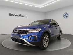 Blau Neu 2025 VW T-Roc Life SUV | 35.335 € (Teuer)