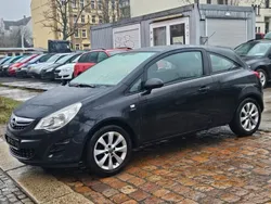 Schwarz Gebraucht 2013 Opel Corsa Active Kleinwagen | 2.900 € (Guter Preis)