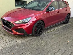 Rot Gebraucht 2023 Hyundai i30 Limousine | 29.500 € (Fairer Preis)