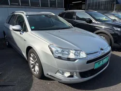 Hell silber metallic Gebraucht 2015 Citroën C5 Exclusive Kombi | 7.999 € (Fairer Preis)