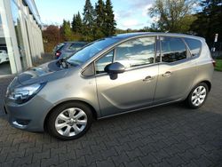 Grau Gebraucht 2016 Opel Meriva Van / Kleinbus | 7.700 € (Fairer Preis)
