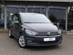 Uranograu Gebraucht 2020 VW Touran Comfortline Van / Kleinbus | 26.880 € (Etwas zu teuer)