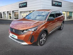 Braun Gebraucht 2023 Peugeot 5008 Allure Van / Kleinbus | 27.490 € (Fairer Preis)
