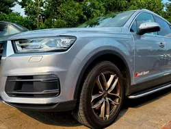 Florettsilber metallic Gebraucht 2017 Audi Q7 Sport SUV | 30.499 € (Superpreis)