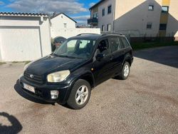 Schwarz Gebraucht 2002 Toyota RAV4 SUV | 2.699 € (Superpreis)