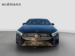 Unilack nachtschwarz Gebraucht 2022 Mercedes A200 AMG line Limousine | 28.850 € (Etwas zu teuer)