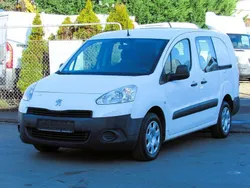 Weiß Gebraucht 2015 Peugeot Partner Van / Kleinbus | 5.900 €