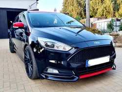 Andere farben Gebraucht 2016 Ford Focus Kombi | 13.750 € (Teuer)