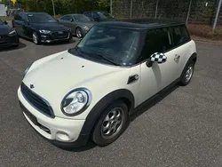 Pepper white Gebraucht 2011 Mini Cooper Kleinwagen | 4.300 € (Fairer Preis)