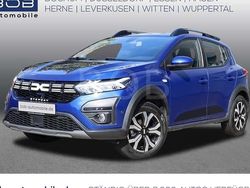 Blau Gebraucht 2023 Dacia Sandero Expression Kleinwagen | 16.666 € (Fairer Preis)