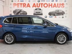 Blau Gebraucht 2021 BMW 218 Luxury Line Kombi | 16.399 € (Superpreis)