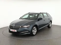 Quarz grau metallic (metallic) Gebraucht 2020 Skoda Superb Style Kombi | 24.950 € (Fairer Preis)