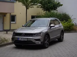 Silber Gebraucht 2016 VW Tiguan Comfortline SUV | 16.500 € (Fairer Preis)