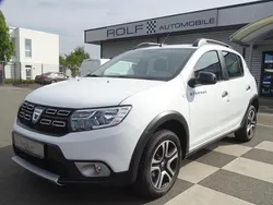 Weiß gletscherweiss Gebraucht 2021 Dacia Sandero Stepway Kleinwagen | 13.690 € (Guter Preis)