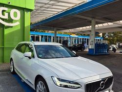 Weiß Gebraucht 2019 Volvo V90 Momentum Kombi | 25.000 € (Fairer Preis)