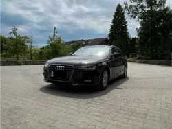 Braun Gebraucht 2012 Audi A4 Kombi | 9.000 € (Fairer Preis)