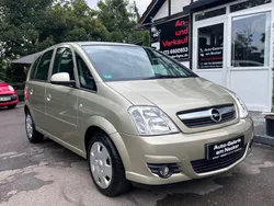 Silber Gebraucht 2007 Opel Meriva Edition Van / Kleinbus | 5.490 € (Teuer)