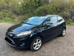 Schwarz Gebraucht 2011 Ford Fiesta Kleinwagen | 1.999 € (Guter Preis)