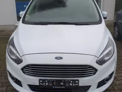 Weiß Gebraucht 2018 Ford S-MAX Titanium Van / Kleinbus | 12.599 € (Guter Preis)