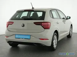 Ascotgrau Gebraucht 2024 VW Polo Style Limousine | 21.750 € (Guter Preis)