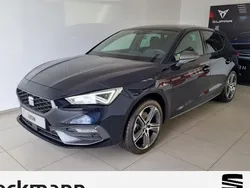 Blau Gebraucht 2022 Seat Leon FR Limousine | 28.790 € (Fairer Preis)